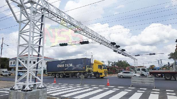 Chaotische situatie hoek van ’t Hogerhuys- en de Slangenhoutstraat eindelijk opgelost, OW bedankt