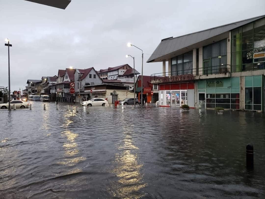 20 pompen worden ingezet tegen wateroverlast