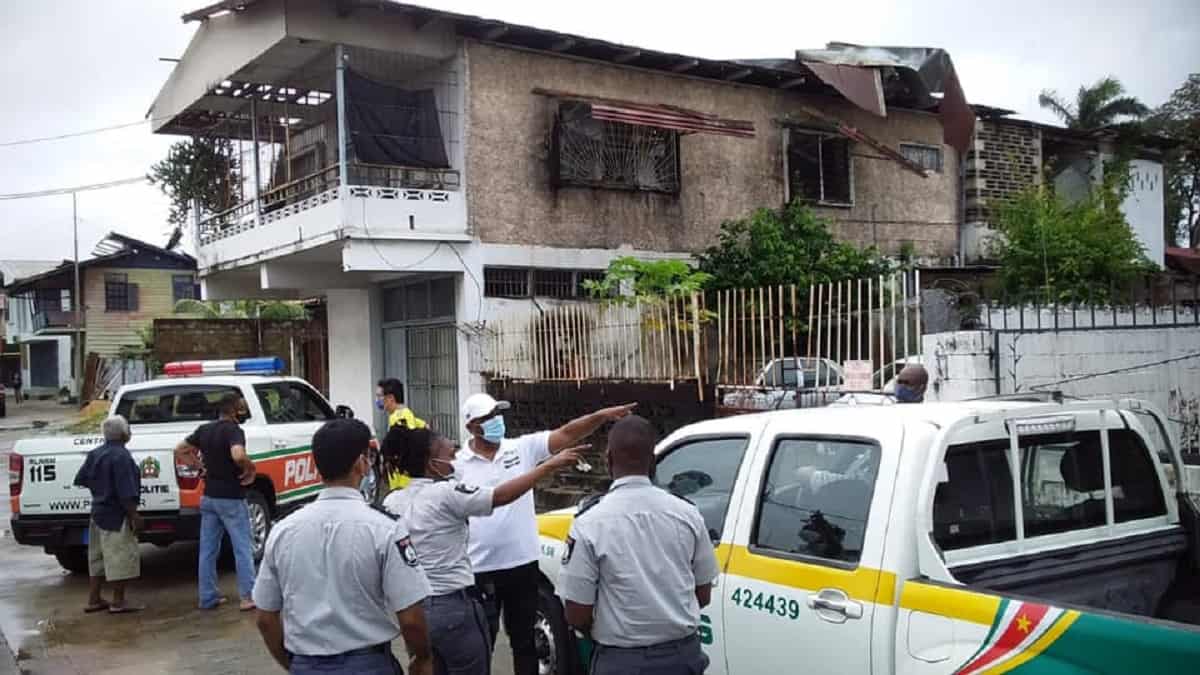 Rukwinden veroorzaken steeds schade in Suriname tijdens droge periode, zegt NCCR