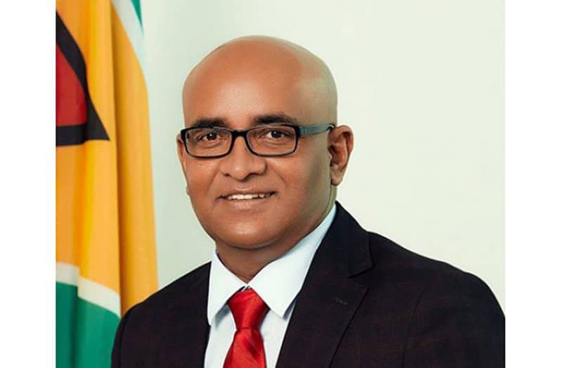 Guyanese vicepresident met delegatie naar Suriname