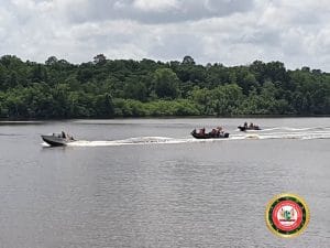 Braziliaanse legerdelegatie onder indruk van riverine-demonstratie Surinaamse Marine