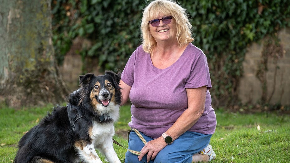 Vrouw ontdekt dat haar hond zijn hele leven al blind is