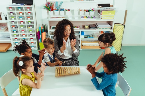 creche peuterschool kleuters 1 school