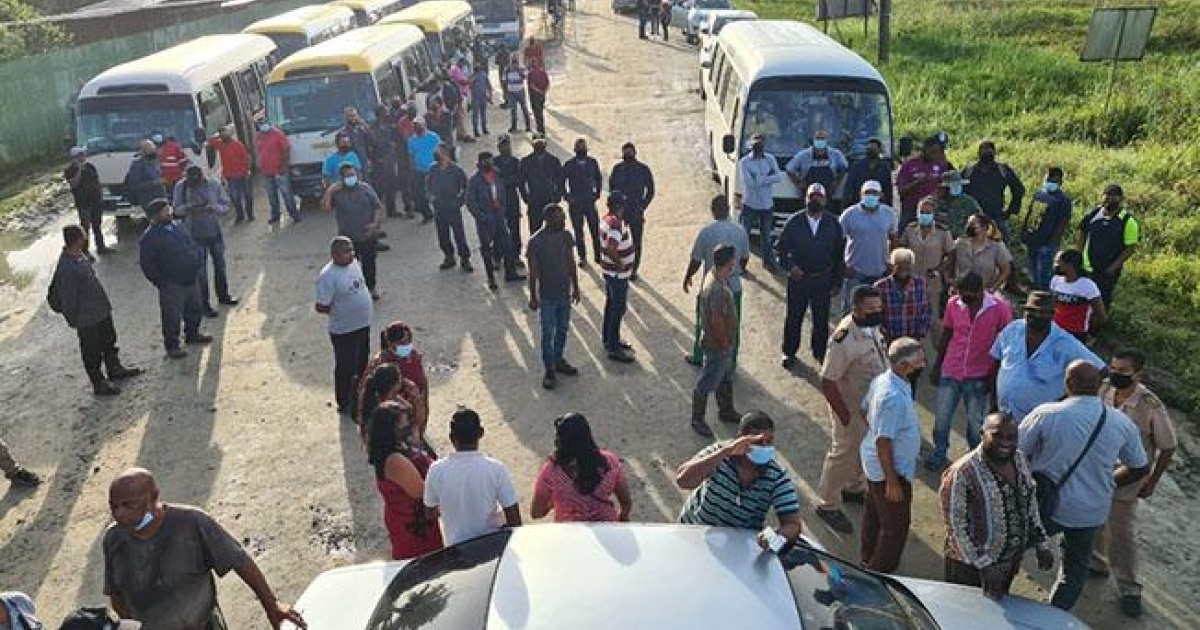 Barricades Gangaram Pandayweg opgeheven