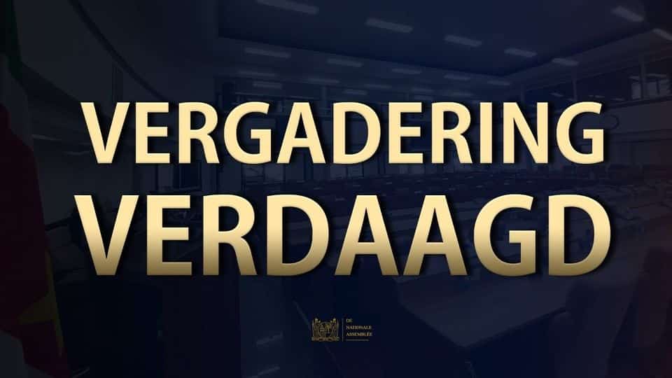 Openbare vergadering door gebrek quorum verdaagd