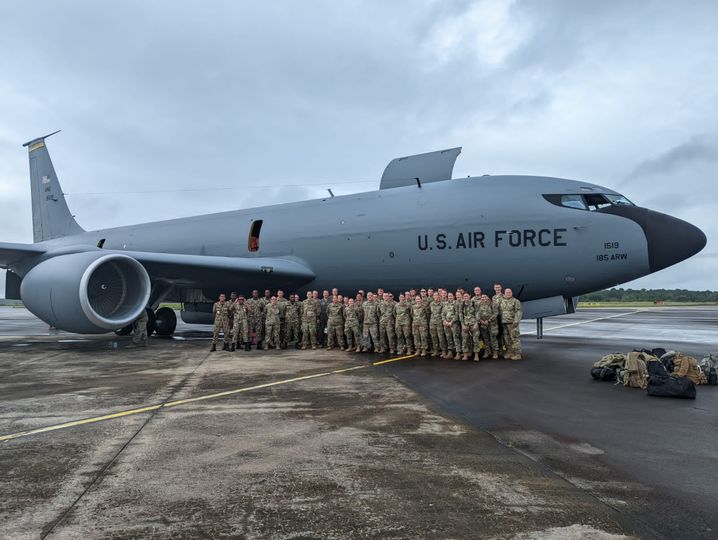 Personeel South Dakota National Guard in Suriname voor uitvoer projecten