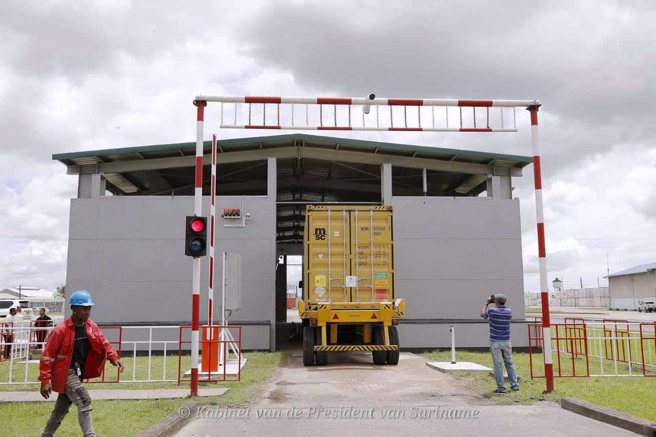 Douane neemt nieuwe containerscanner in gebruik