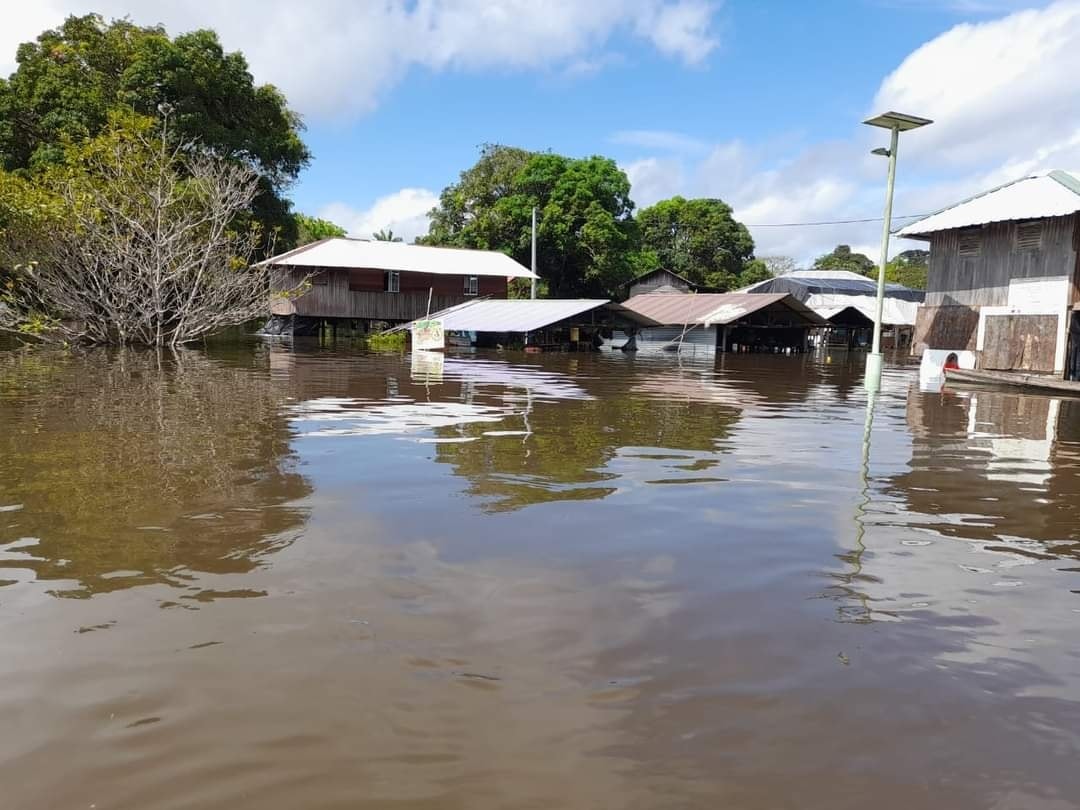 Wayana Inheemsen kampen ook met wateroverlast