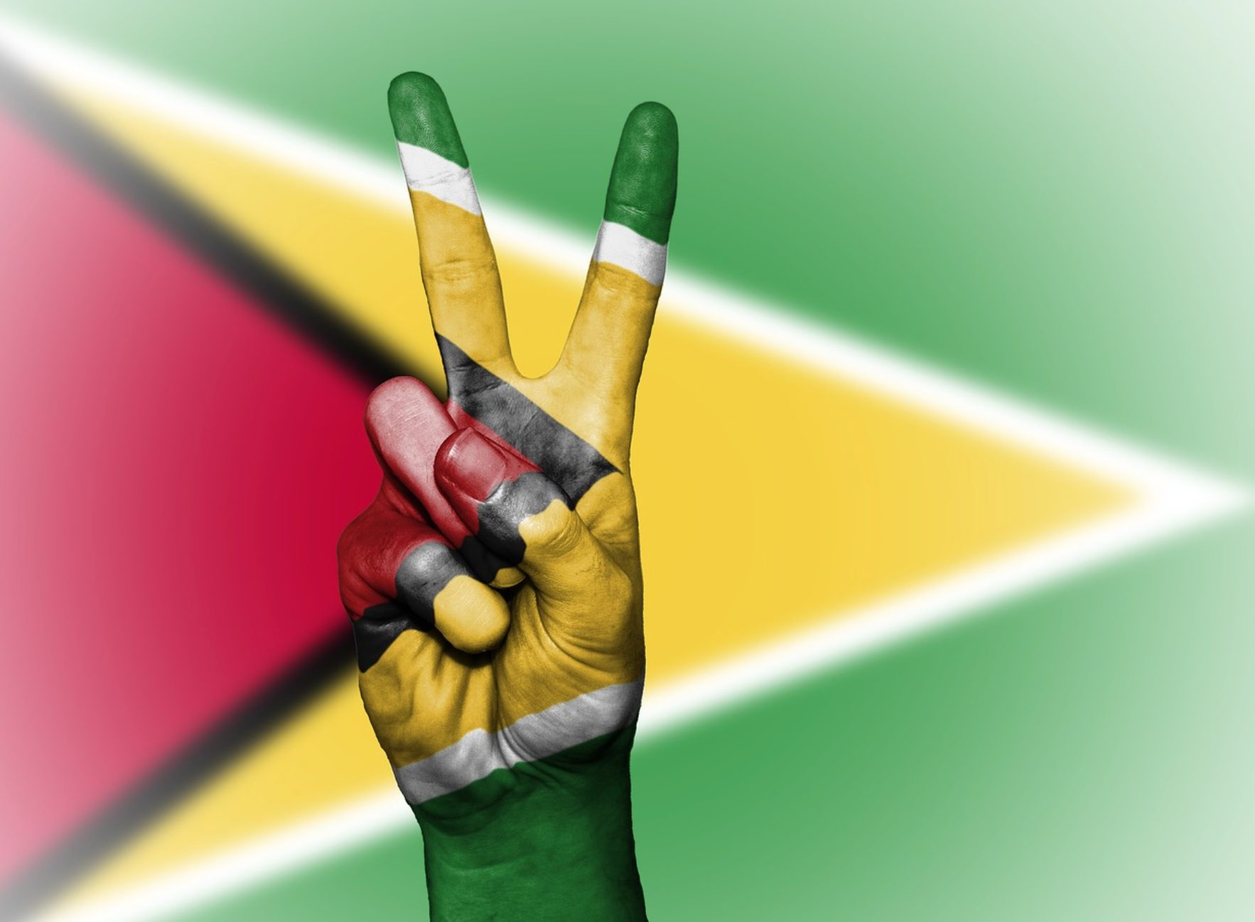 Massaal vertrek van Surinamers naar bloeiend Guyana niet uitgesloten