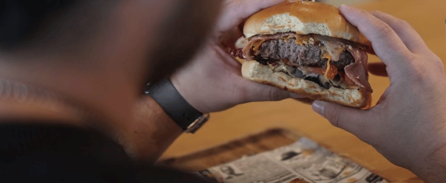 11- jarige jongen weigert ‘normaal’ te eten: wil alleen frietjes, hamburgers en cheeseburgers