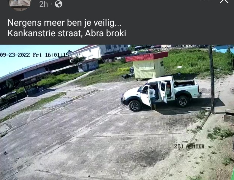 Gezin op straat overvallen en beroofd