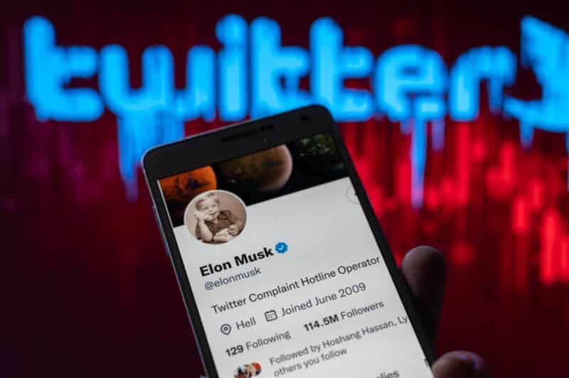 Musk schudt juridisch team Twitter wakker, wil meer kosten besparen