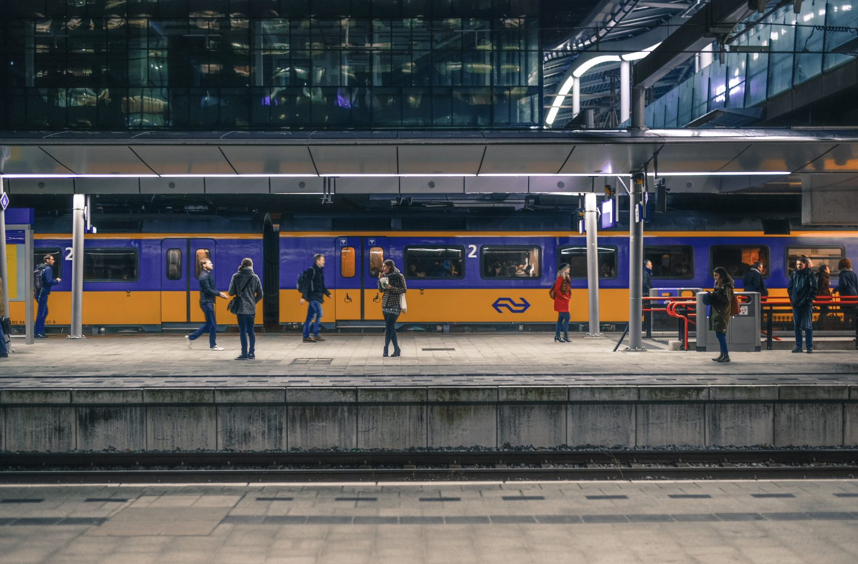 Ernstig treinongeluk Voorschoten met dode en zwaargewonden legt treinverkeer Leiden – Den Haag plat