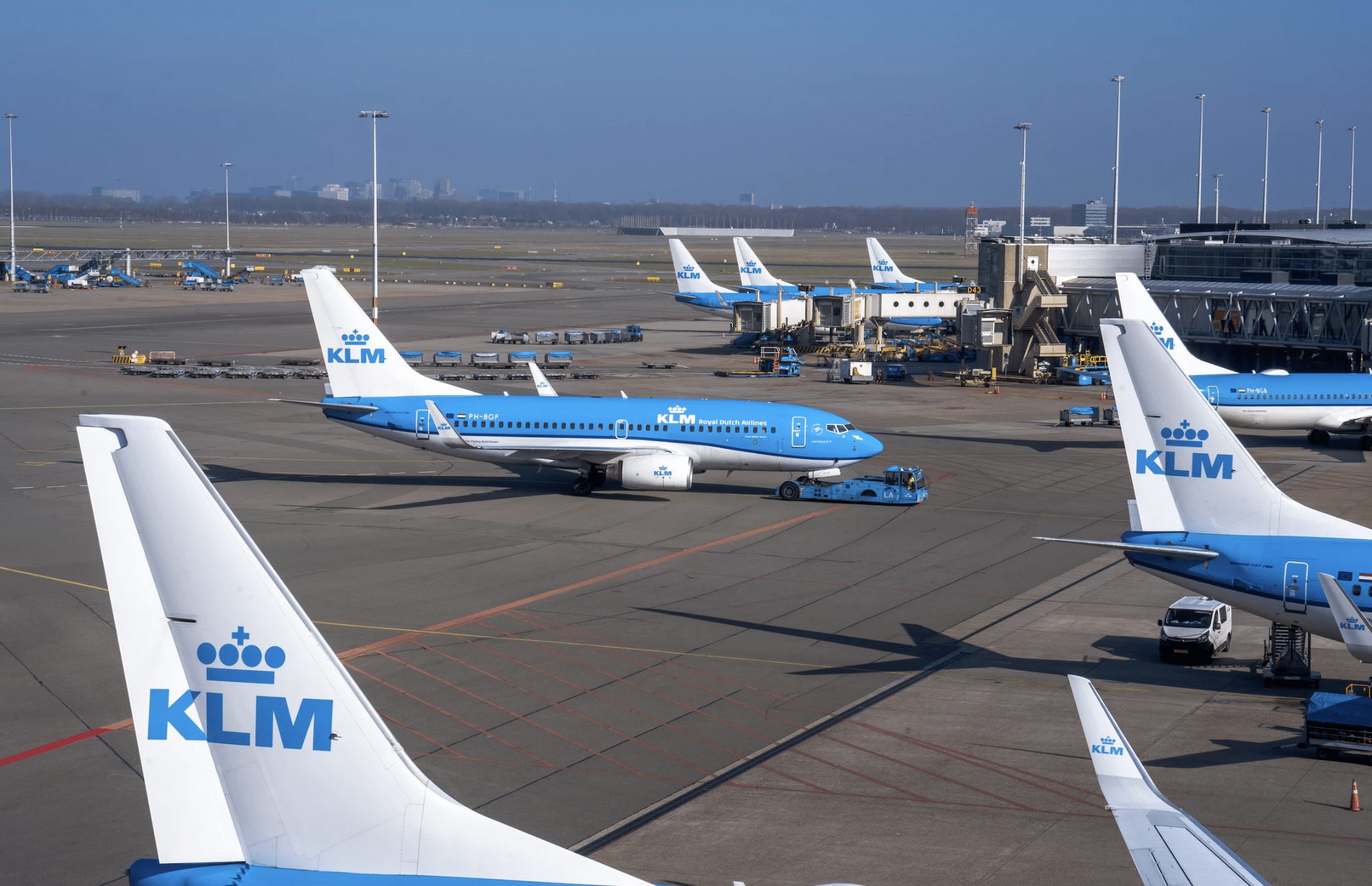 klm schiphol airport reizen nederland