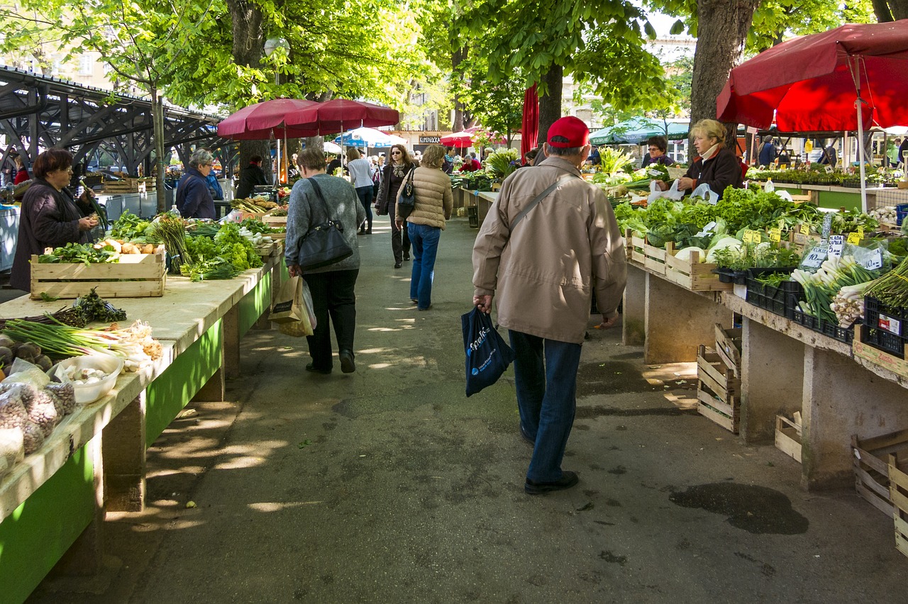 OW ontvangt marktverkopers Vreedzaam Markt