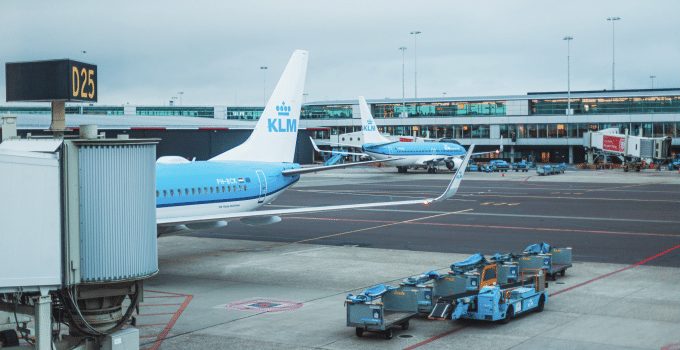 Surinaamse jongeren zien toekomst in eigen land somber in wegens hopeloze perspectieven