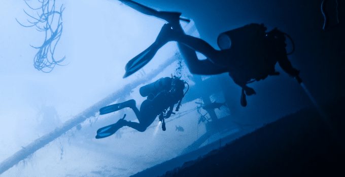 Oude scheepswrak uit periode voor Christus ontdekt door militaire duikers in Adriatische Zee