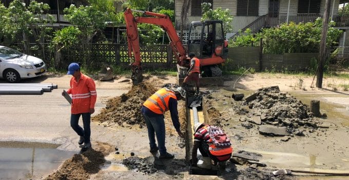 Wegenautoriteit herstelt afwatering Washingtonstraat