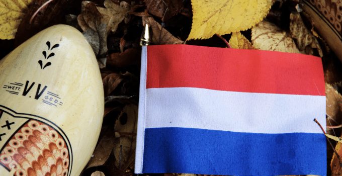 Iedere gemiddelde Surinamer zou moeten vechten voor een leven in Nederland, vindt Pinas