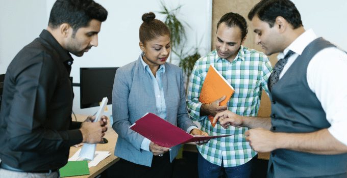 Opleidingsniveau Surinaamse parlementariërs onvergelijkbaar met dat van Tweede Kamerleden Nederland