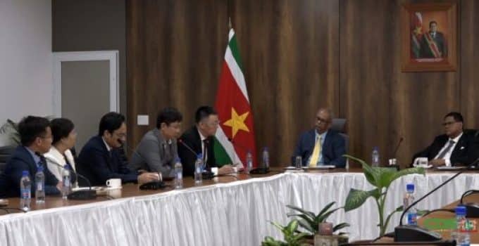 Chinese investeerders tonen interesse in Suriname