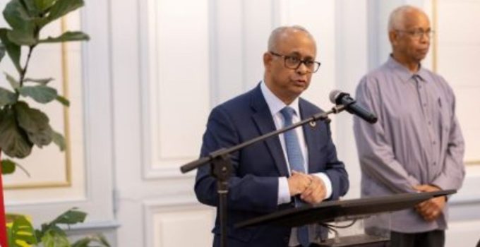 Minister Ramdin: Suriname streeft naar internationaal leiderschap in traditionele en integratieve geneeskunde