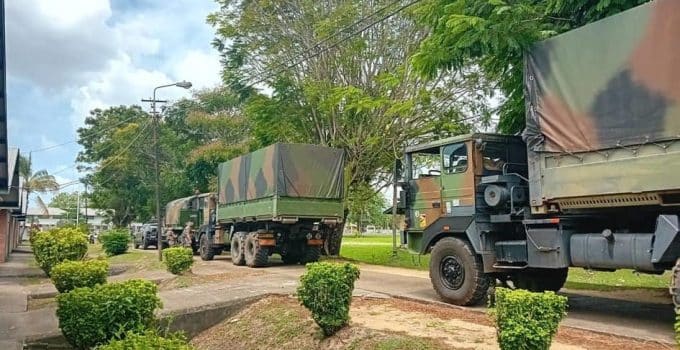 Frankrijk schenkt Suriname militair materieel ter waarde van 1 miljoen euro om gezamenlijke uitdagingen aan te gaan