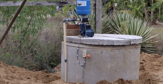 ‘Afrikaanse toestanden’ in Suriname: Eigen waterputten graven door beperkte toegang waterleidingnetwerk