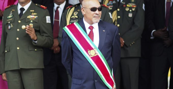 Ex-president Desi Bouterse besluit geen gratie aan te vragen vanwege eerdere amnestie