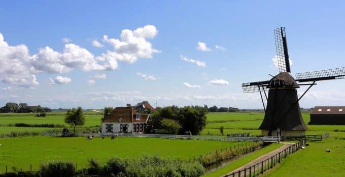 De achteruitgang van Suriname na verminderen Nederlandse invloed