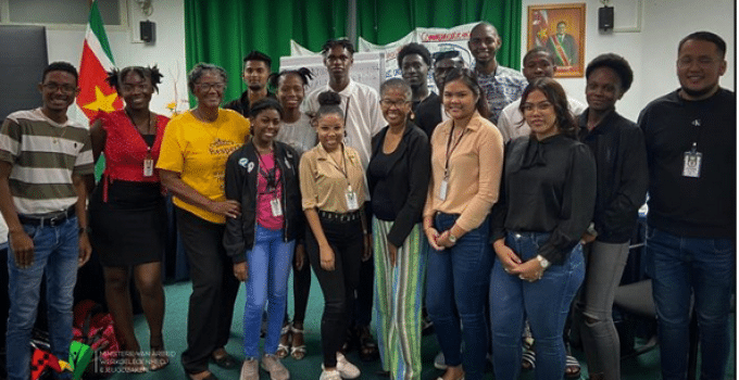 Jeugdraad Suriname volgt succesvolle communicatietraining