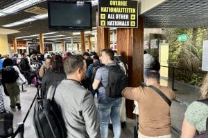 suriname zanderij airport johan adolf pengel luchthaven