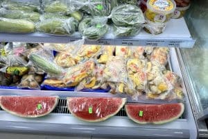 zuurgoed groenten fruit suriname supermarkt boodschappen