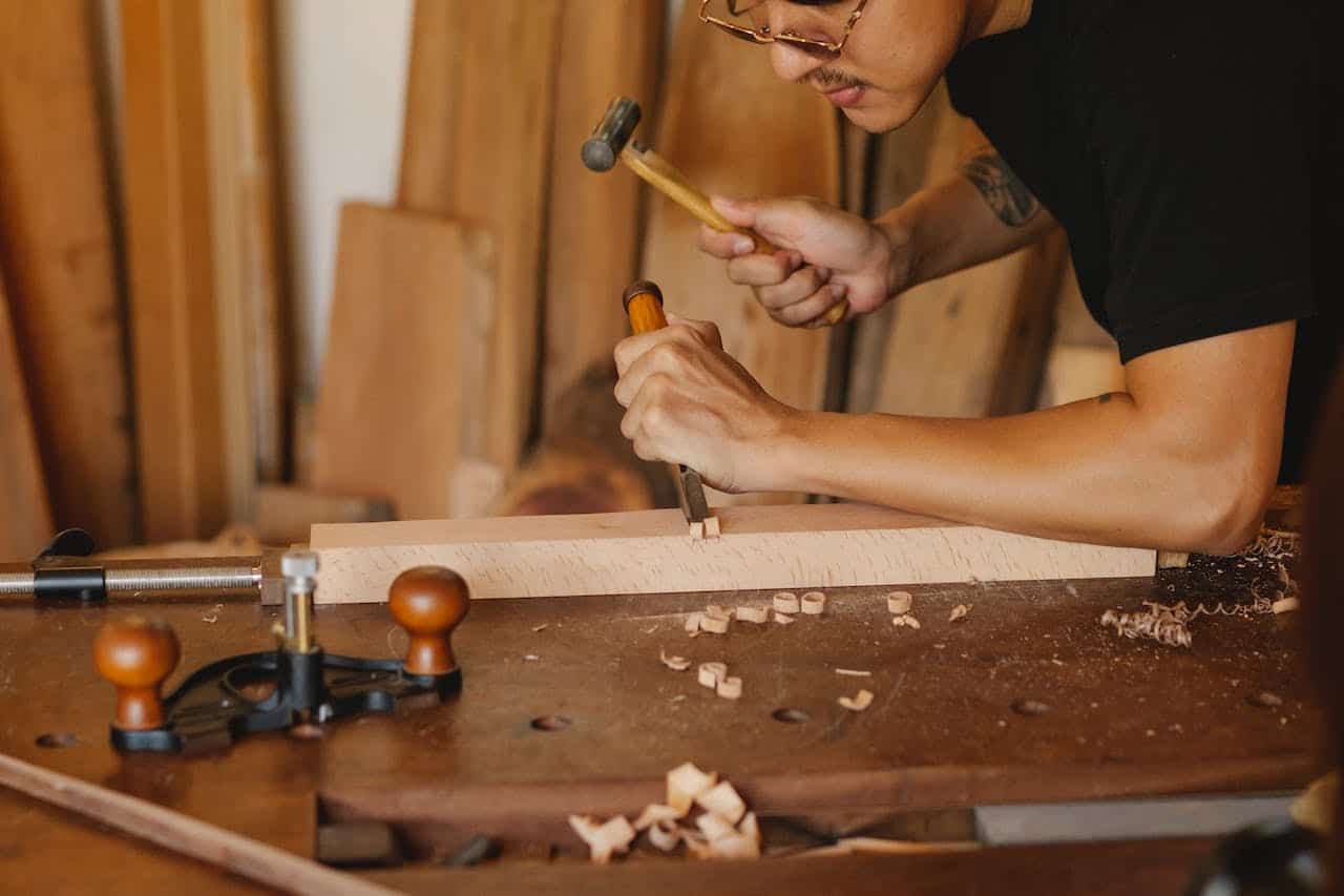 bouwvakker arbeider werken timmerman hout