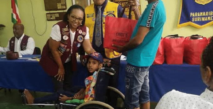 Lions Club Paramaribo Central helpt gezinnen in nood