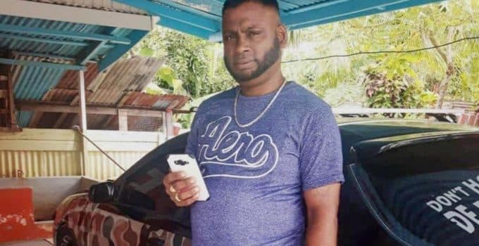 Guyanees gearresteerd in Suriname probeerde ex-partner te vermoorden met een kapmes