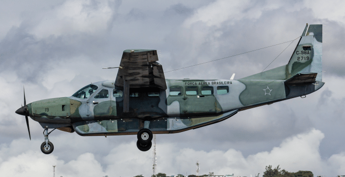 Noodlanding Cessna C-98A van Braziliaanse Luchtmacht nabij Suriname