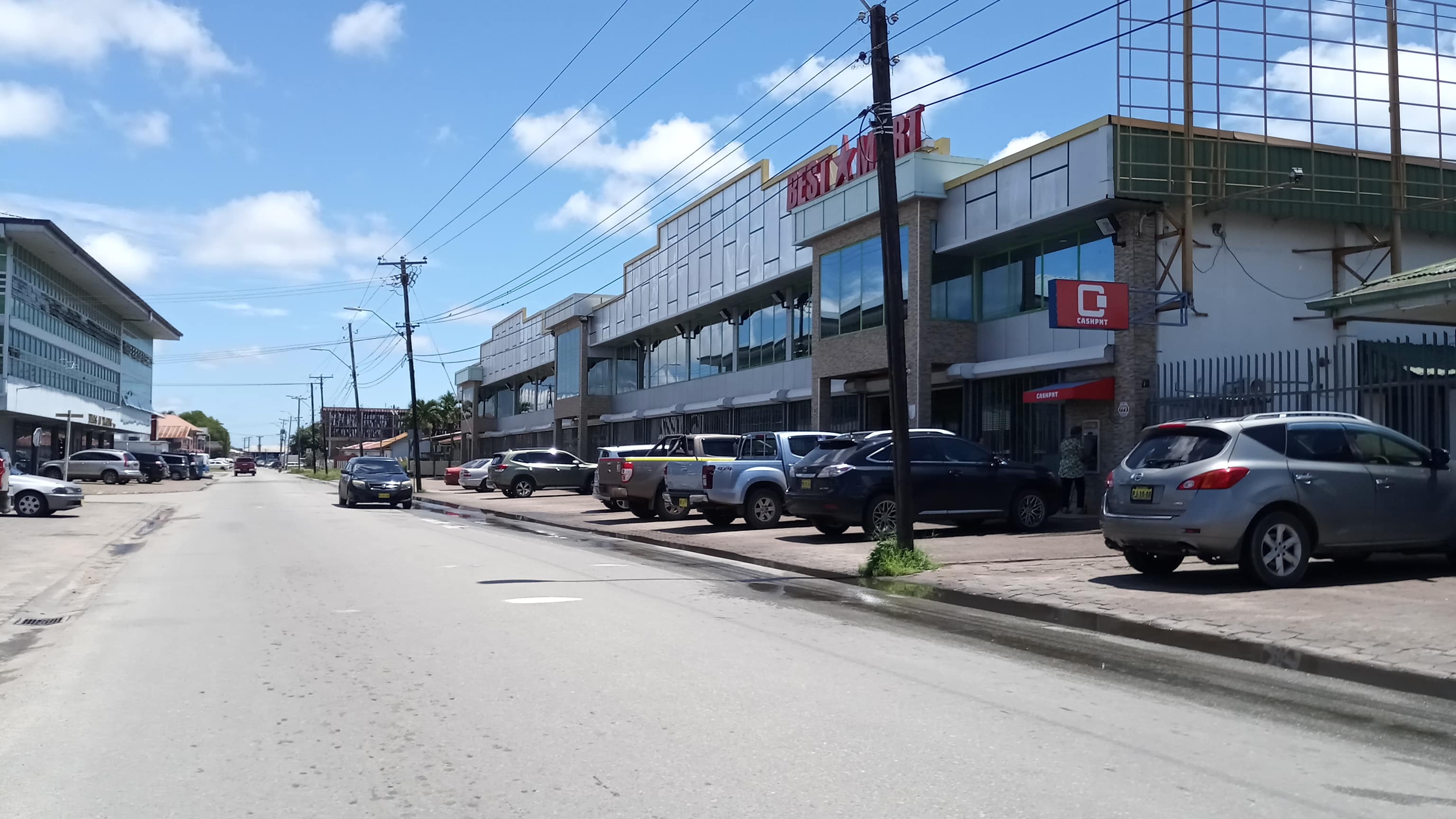 suriname paramaribo straat winkel supermarkt best mart