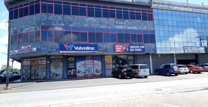 suriname paramaribo winkel supermarkt 3 auto