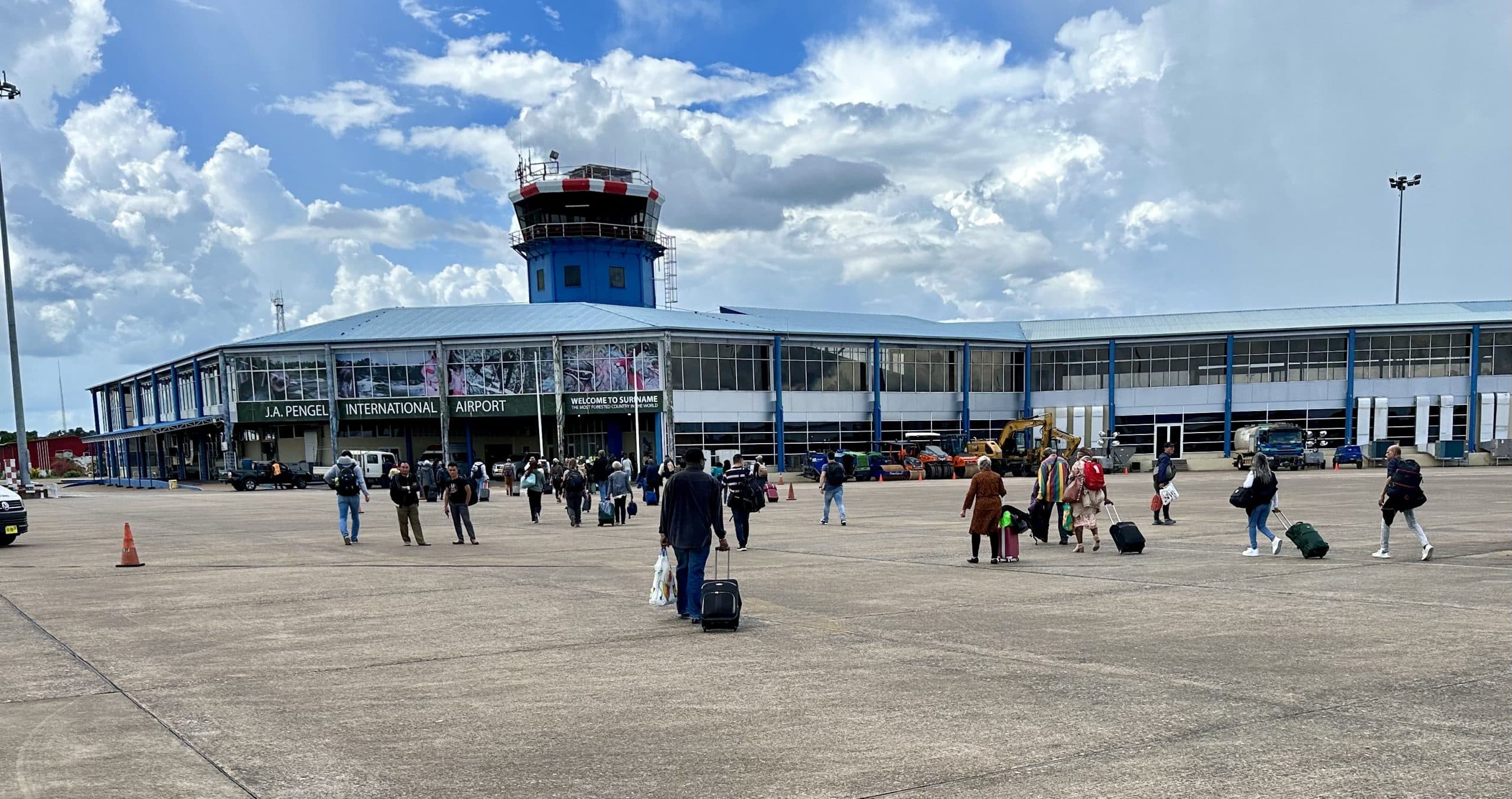 suriname zanderij paramaribo johan adolf pengel luchthaven