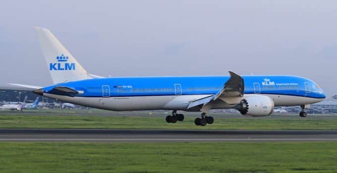 klm boeing 787 dreamliner