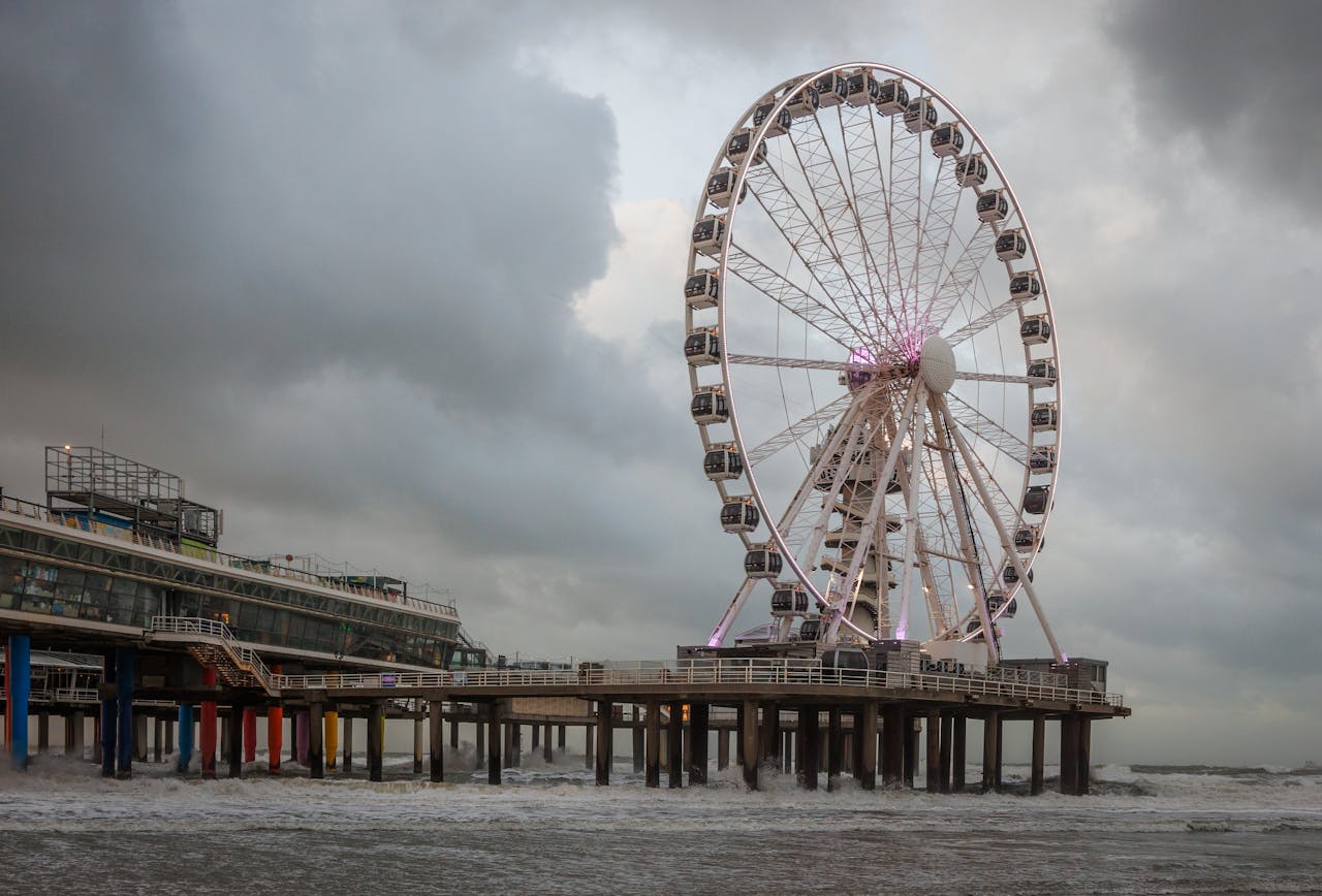 scheveningen den haag nederland strand