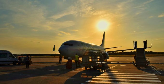 airport vliegveld luchthaven vliegtuig