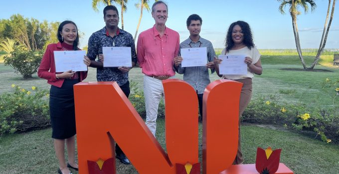 Vier Surinaamse studenten beginnen studies in Nederland voor Cultureel Erfgoed