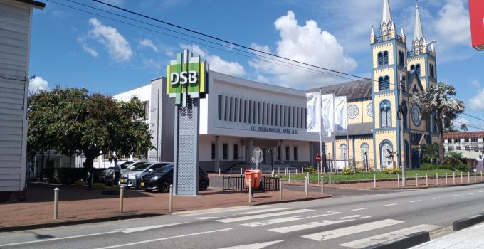 De Surinaamsche Bank introduceert de DSB Instaprekening