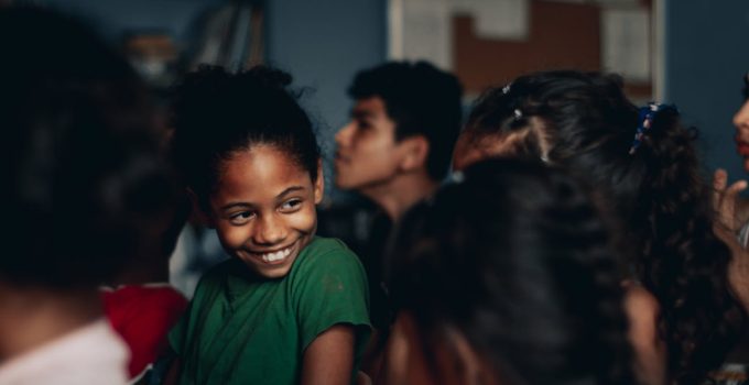 school kinderen klas lokaal scholieren student