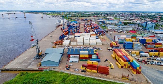 Havenbeheer Suriname zet stappen vooruit met nieuw logistiek centrum en uitbreidingsplannen