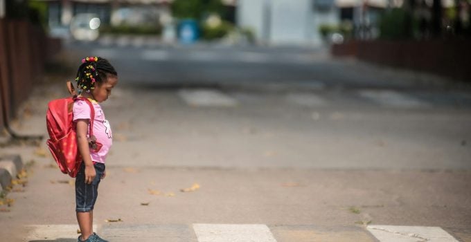 Vader bedankt samenleving na vermissing en terugkeer van 5-jarige dochter