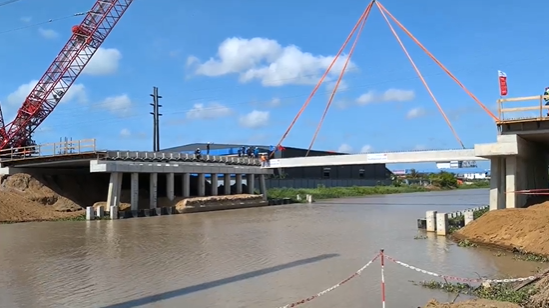 burg over saramaccakanaal