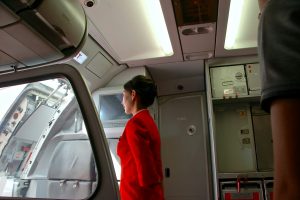 stewardess vleigtuig reizen vakantie passagier